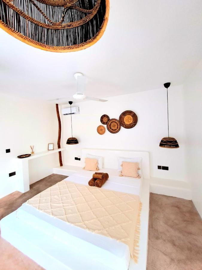 Boho Boutique Hotel - Beachfront , Adults Only , Private Pool Кивенга Екстериор снимка