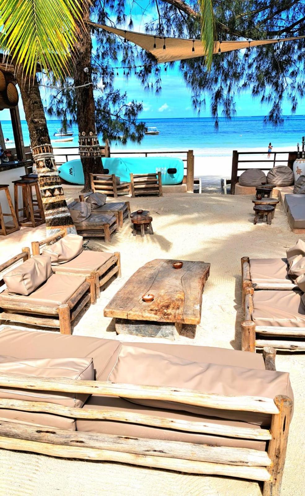 Boho Boutique Hotel - Beachfront , Adults Only , Private Pool Кивенга Екстериор снимка