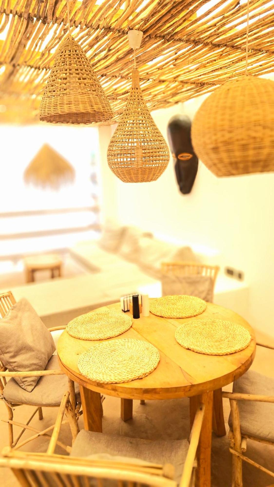 Boho Boutique Hotel - Beachfront , Adults Only , Private Pool Кивенга Екстериор снимка