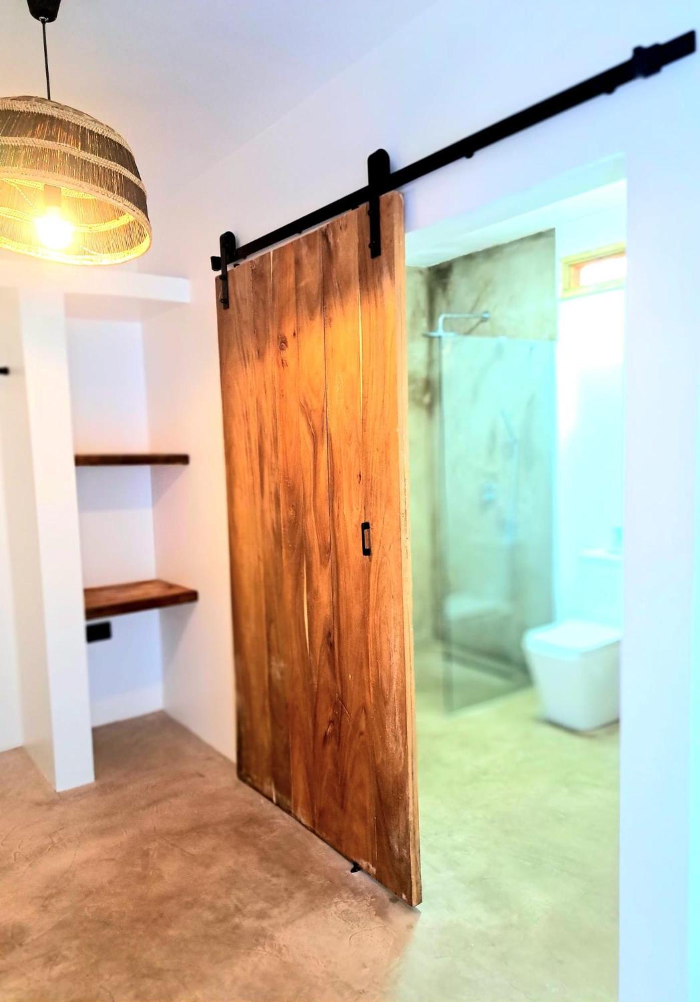Boho Boutique Hotel - Beachfront , Adults Only , Private Pool Кивенга Стая снимка