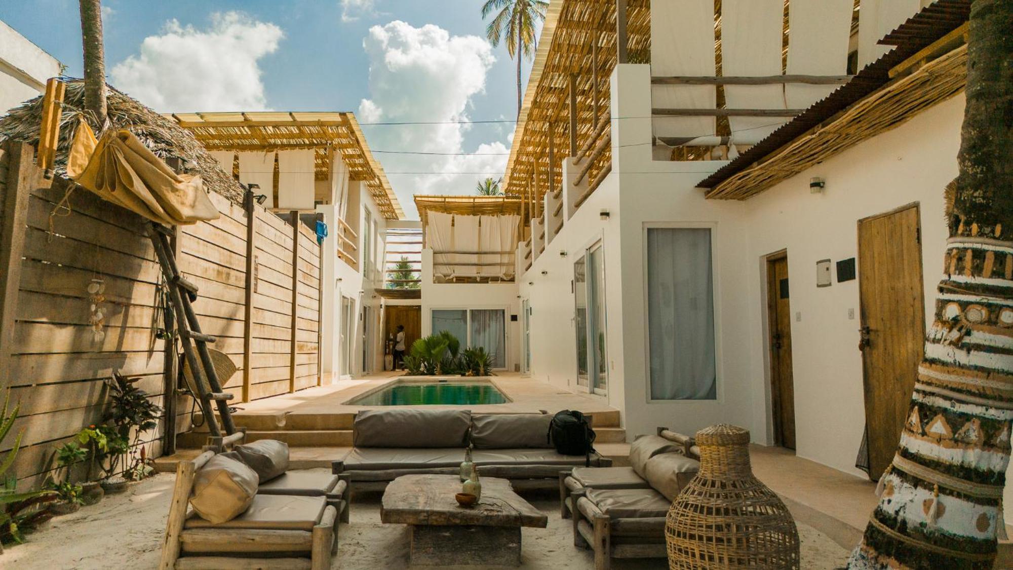 Boho Boutique Hotel - Beachfront , Adults Only , Private Pool Кивенга Екстериор снимка