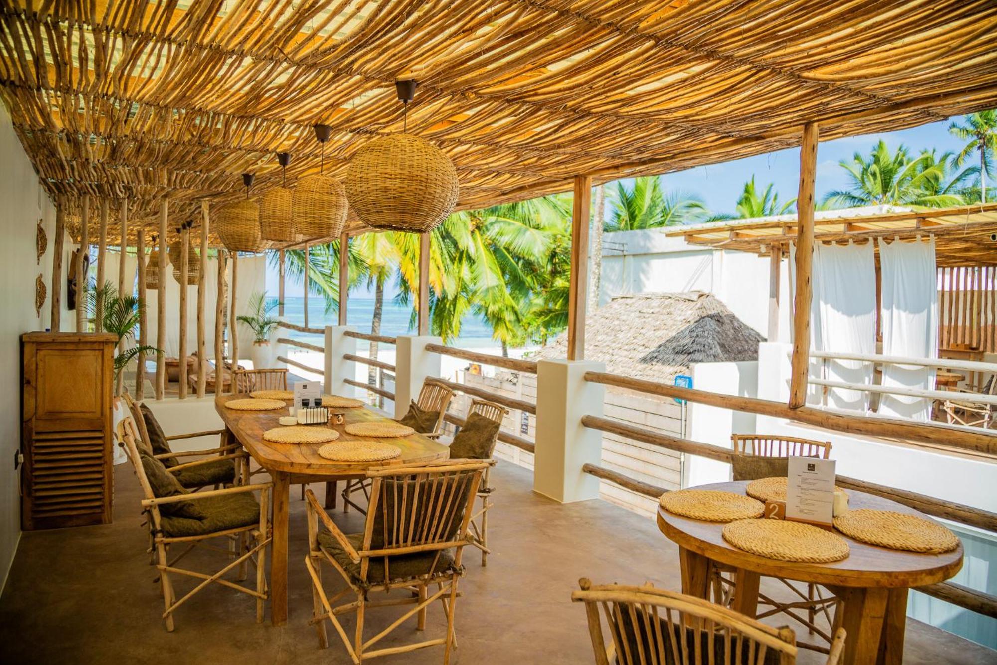 Boho Boutique Hotel - Beachfront , Adults Only , Private Pool Кивенга Екстериор снимка