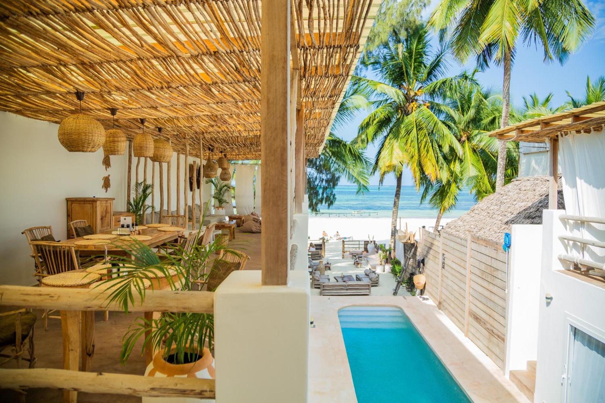 Boho Boutique Hotel - Beachfront , Adults Only , Private Pool Кивенга Екстериор снимка