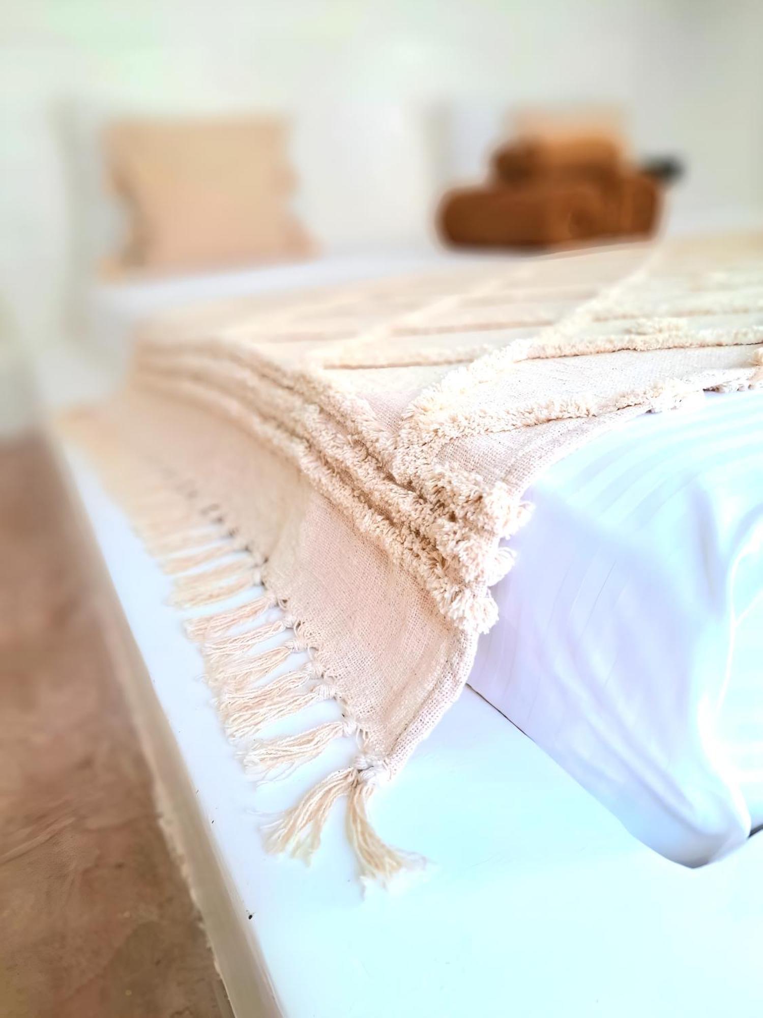 Boho Boutique Hotel - Beachfront , Adults Only , Private Pool Кивенга Екстериор снимка