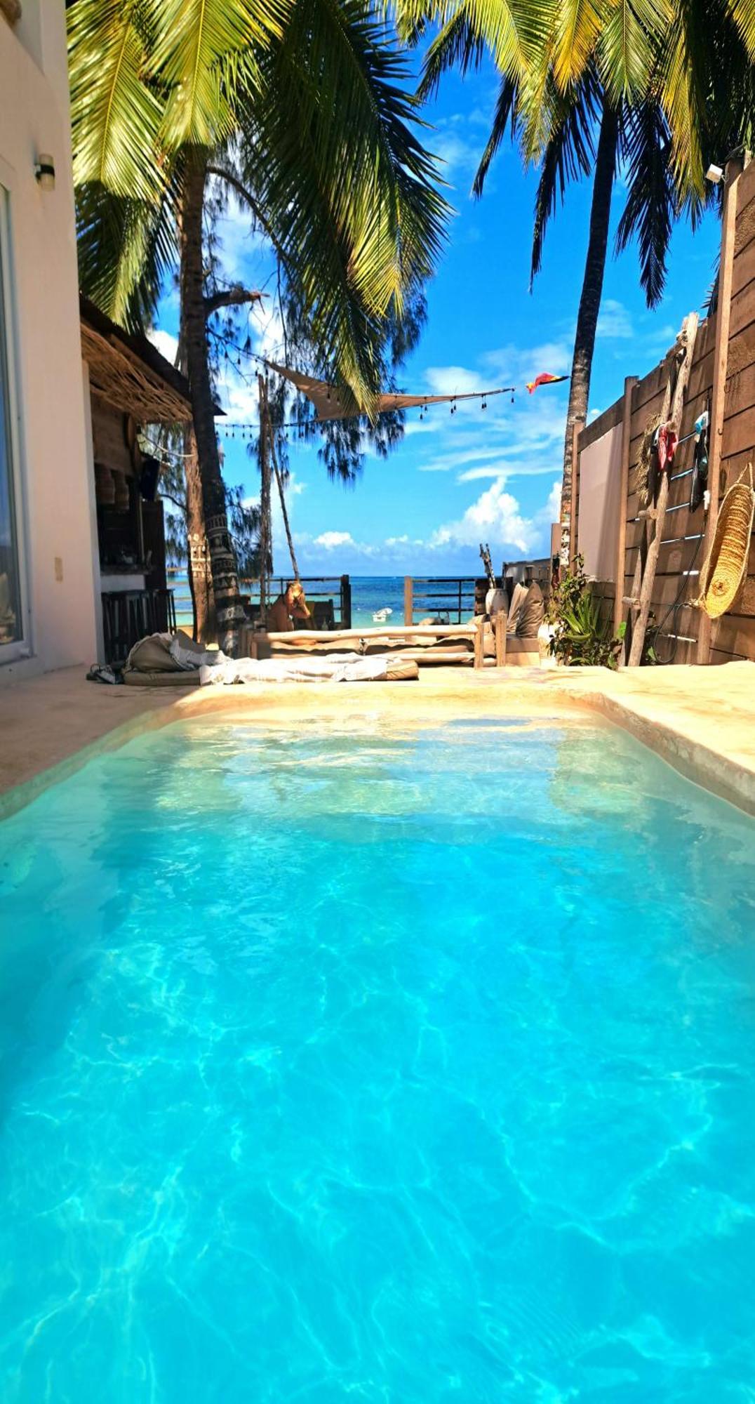 Boho Boutique Hotel - Beachfront , Adults Only , Private Pool Кивенга Екстериор снимка