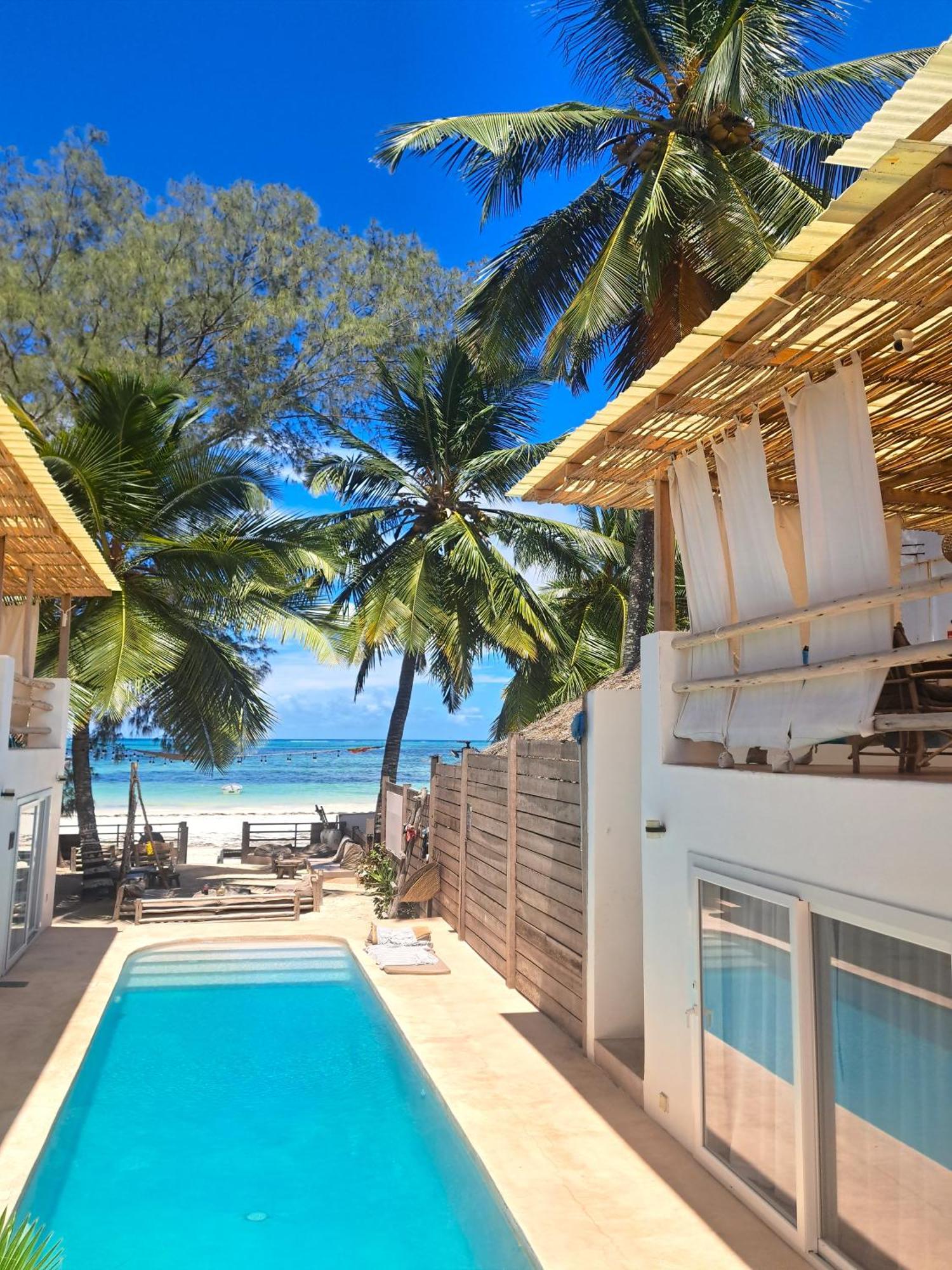 Boho Boutique Hotel - Beachfront , Adults Only , Private Pool Кивенга Екстериор снимка